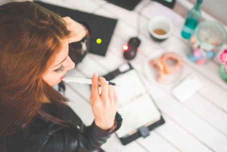 您的企業(yè)到底是交企業(yè)所得稅，還是個(gè)人所得稅？